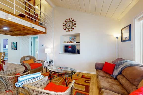 Hit the Beach - Gulf-Front, Direct Beach Access - Image 5