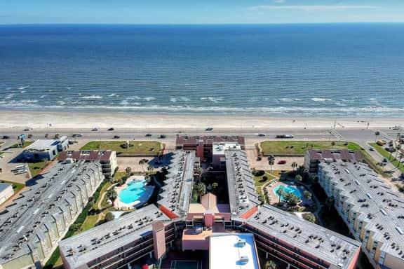 The Victorian Condos - Beach Waves - Image 4