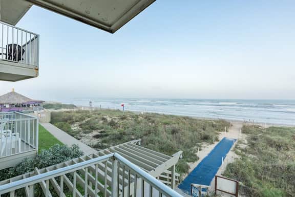 La Internacional Condominiums #202 - Image 3