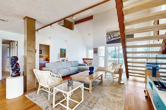 Mon Repose - Bayfront Home with Big Deck - Image 5