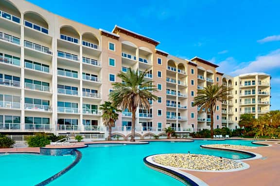 The Blue Diamond - Lazy River Pool & Game Room - Image 4