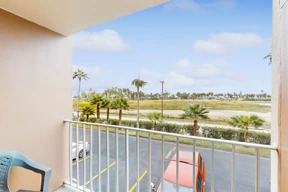 Gulfview I #201 - Pool & Hot Tub, Near the Beach - Image 2
