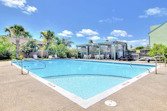 Puente Vista - Aloha Condo - Image 3