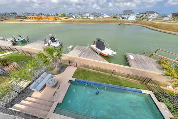 Foxtail Breeze - Waterfront, Private Pool & Dock - Image 3