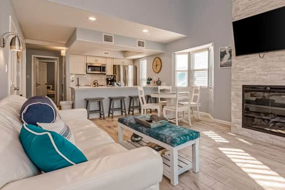Seaside - Bayfront Condo, Pool & Tennis - Image 5