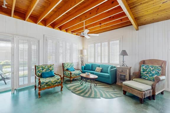 Coastal Hideaway - Screened Porch, Pool & Dogs OK - Image 5