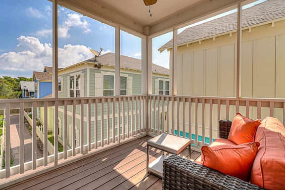 Sail Away Cottage - Private Beach, Pier & Pool - Image 2
