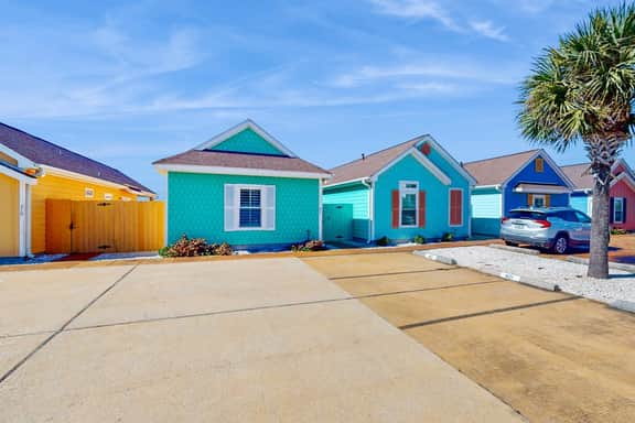 Marquesas 401 - Shared Pool, Patio & Dogs OK - Image 4