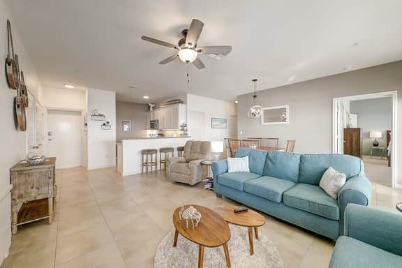 Sand Dollar Unit C3 - Bay Views & Dog-Friendly - Image 2