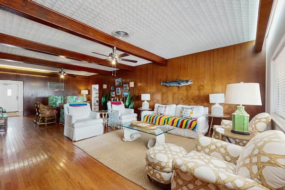 El Cerrito Place - Rooftop Deck & Historic Charm - Image 4