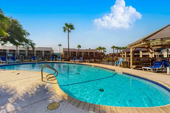 Beachaholic - Bay Views, Pool, Near the Beach - Image 2