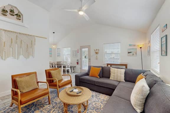 Surf Inn - Under New Ownership - Image 5