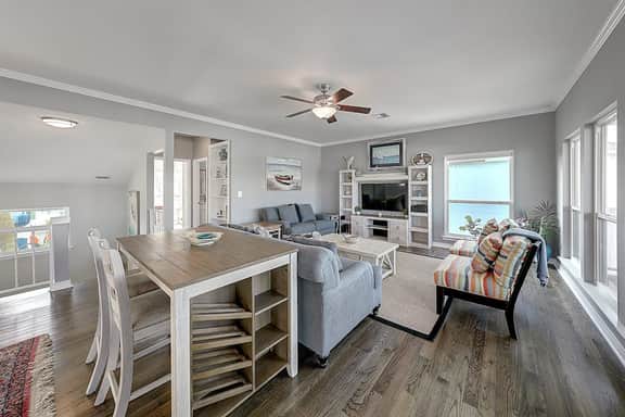Curlew Casa - Waterfront, Pool & Dogs OK - Image 2