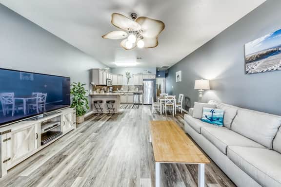 Palm Bay 504 - Heated Pool & Dog-Friendly - Image 4