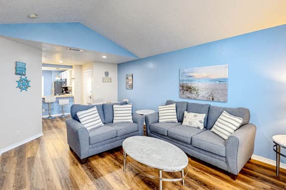 Beach Club 363 - Heated Pool & Hot Tub, Dogs OK - Image 3