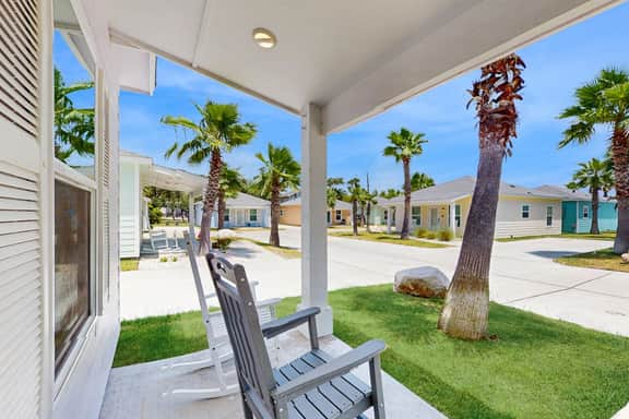 Oasis Retreat - Shared Pool & Stocked Pond - Image 3