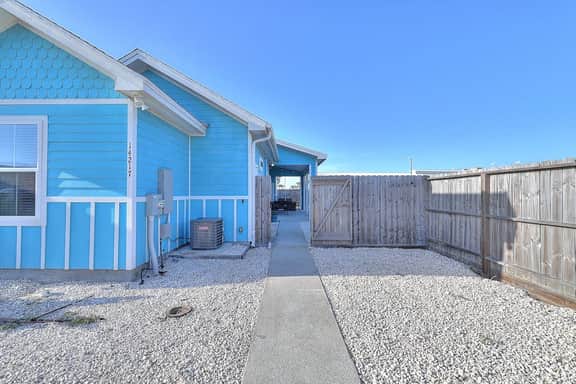 Anegada Village - Love & Luck - Image 5