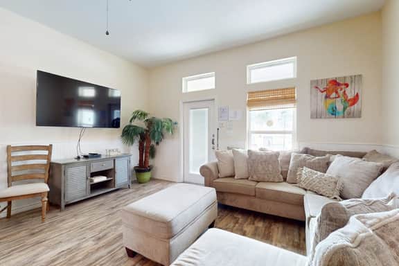 Leeward Manor - Heated Pool, Steps to the Beach - Image 5