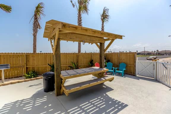 Beach Way - Crab Shack - Image 3