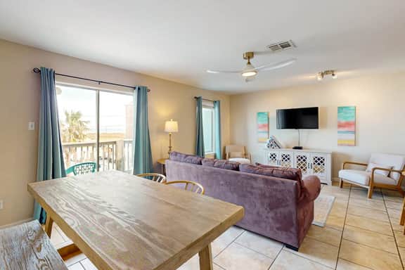 Leeward Isles 9303 - Pool, Walk to Beach, Dogs OK - Image 4