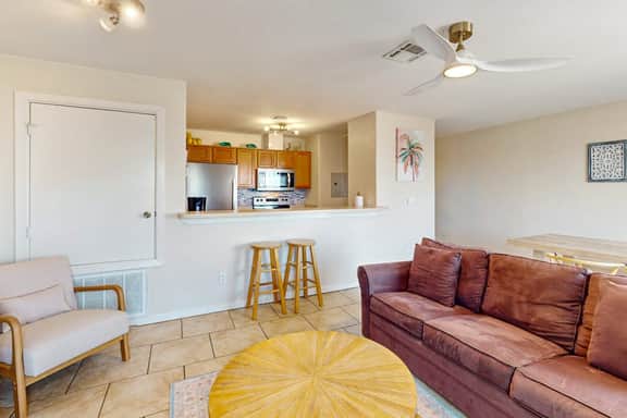Leeward Isles 9303 - Pool, Walk to Beach, Dogs OK - Image 2