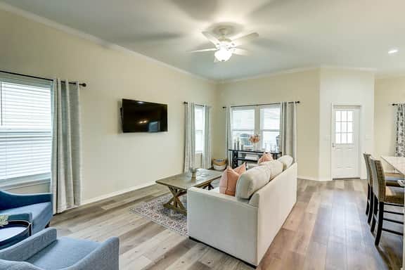 Rockport Relaxation - Shared Pool, Golf Nearby - Image 4