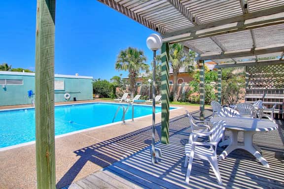Puente Vista 120 - Wilson's Watering Hole - Captain’s Quarters - Image 2