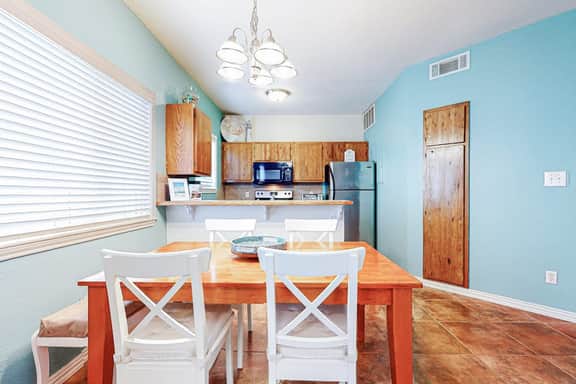 Leeward Isles - Lyla's Beach Getaway - Image 5