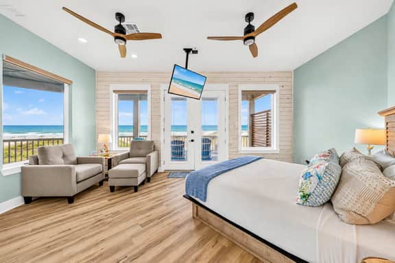 A Sight for Shore Eyes - Beachfront Home, Sleeps 12 - Image 5