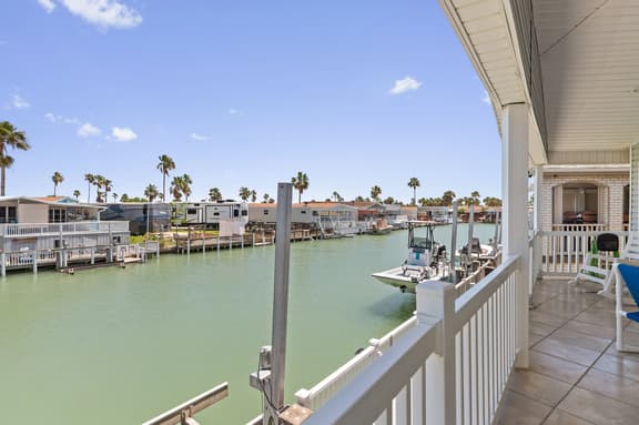 Sundial Circle - Waterfront, Pools, Golf, Tennis - Image 1