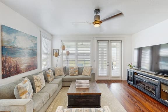Sunset Estuary - Bay Views, Heated Pool & Hot Tub - Image 1