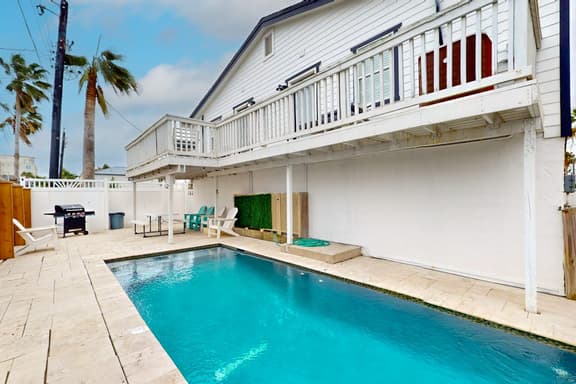 Amberjack Oasis - Private Pool, Steps to Beach - Image 1