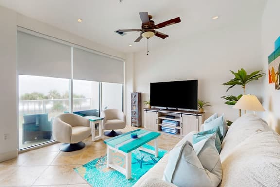 Pelican Oasis - Beachfront Condo, Pool & Hot Tub - Image 1