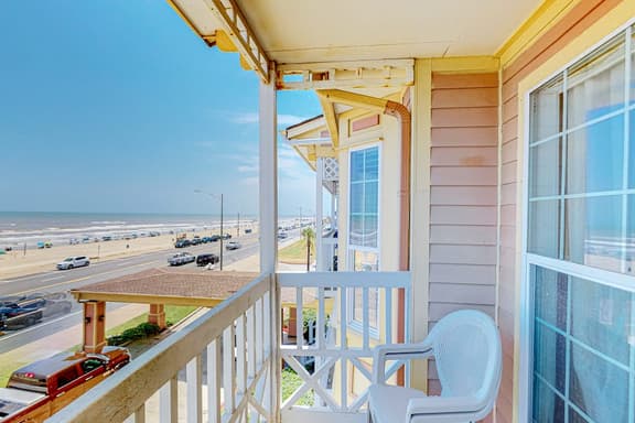 Beachfront Haven - Gulf-Front, Pool & Hot Tub - Image 1