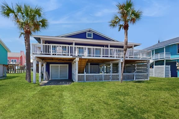 Seas the Day - Beachfront, Panoramic Gulf Views - Image 1