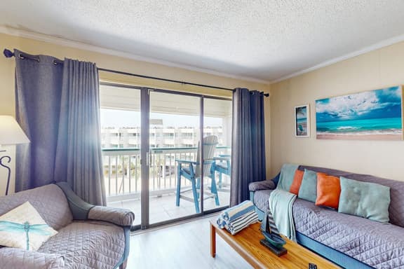 Walk to the beach - Ocean Views, Pool & Balcony - Image 1