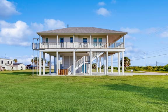 Wishing Star - Hot Tub, Gulf Views, Steps to Sand - Image 1