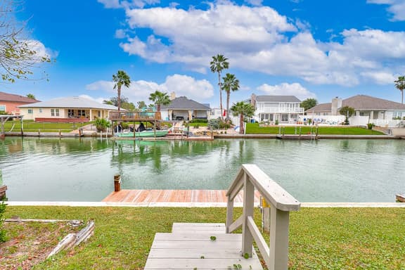 Puente Vista 147 - Waterfront, Pool & Dock - Image 1