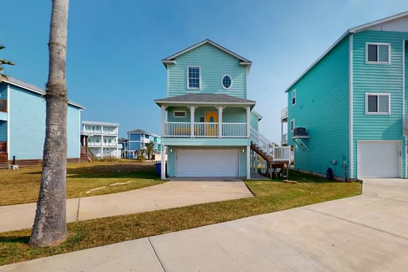 Bella Vista #25 - Water Views, Pool & Hot Tub - Image 1