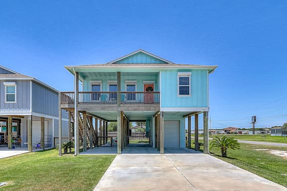 The Sea Glass Inn - Ocean Views, Yard & Dogs OK - Image 1