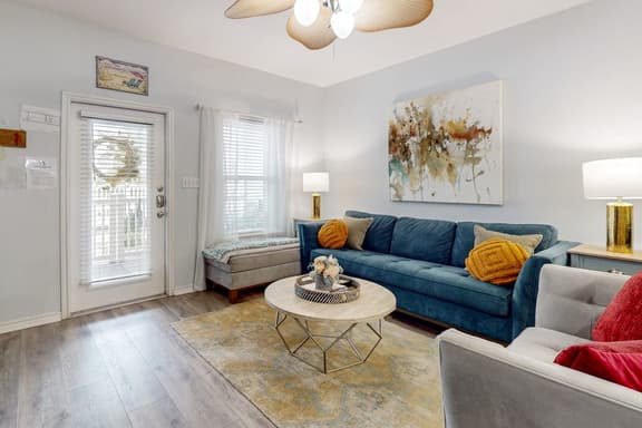Palm Bay 402 - Pool, Patio & Dog-Friendly - Image 1
