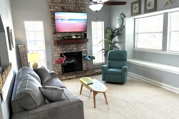 Hidden Treasure - Private Pool & Fireplace - Image 1