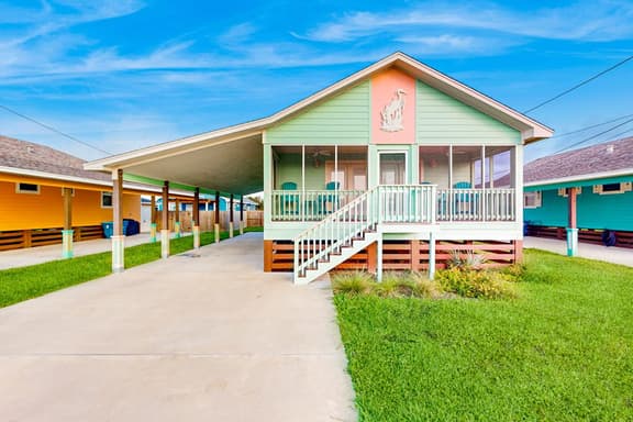 Heron's Hideaway - Screened Porch, Walk to Bay - Image 1