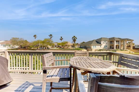Puente Vista 138 - Boat Dock, Pool & Kayaks - Image 1