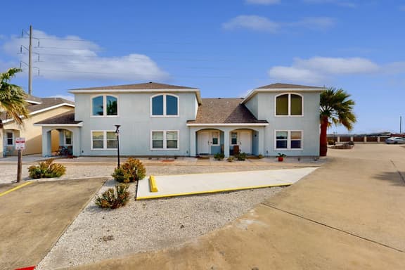 The Blue House by Whitecap Beach - Image 1