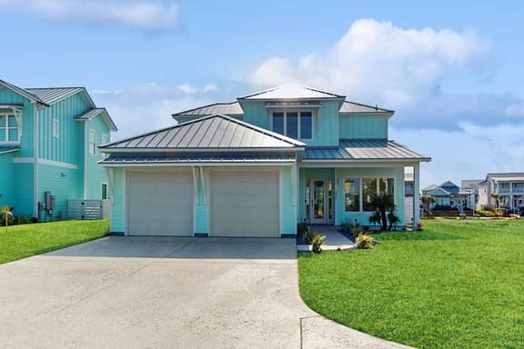 Tortuga Palms - Bayfront, Heated Pool & Hot Tub - Image 1